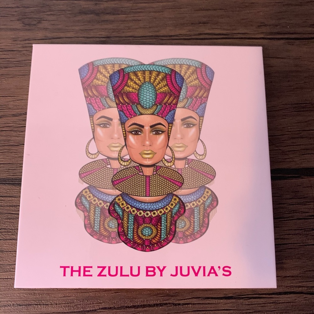 Juvias colorful palette